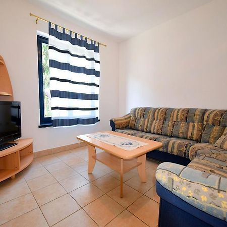 Apartment Oresic Малинска Экстерьер фото