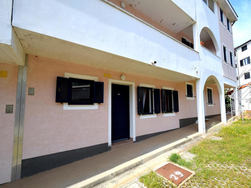 Apartment Oresic Малинска Экстерьер фото